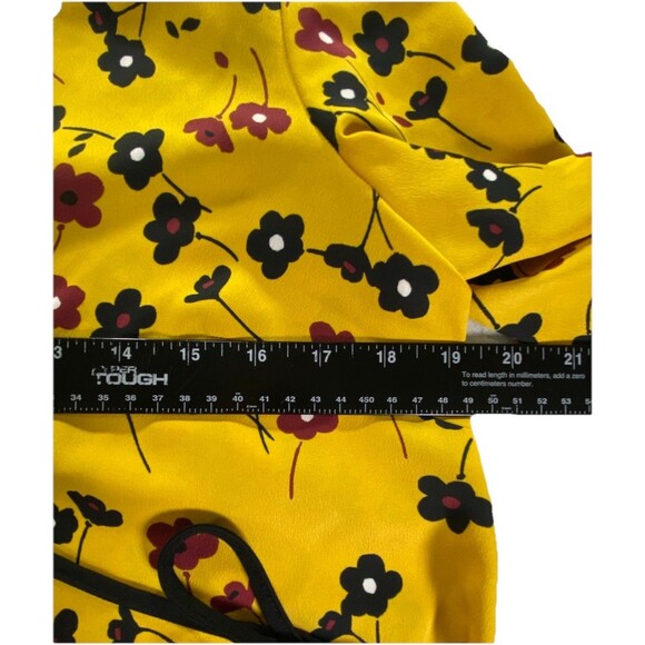 BCBG Generation Yellow Floral Wrap Blouse Top M Medium Tie Cuffs *READ - Picture 8 of 9